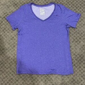 purple nike v neck tee shirt size large